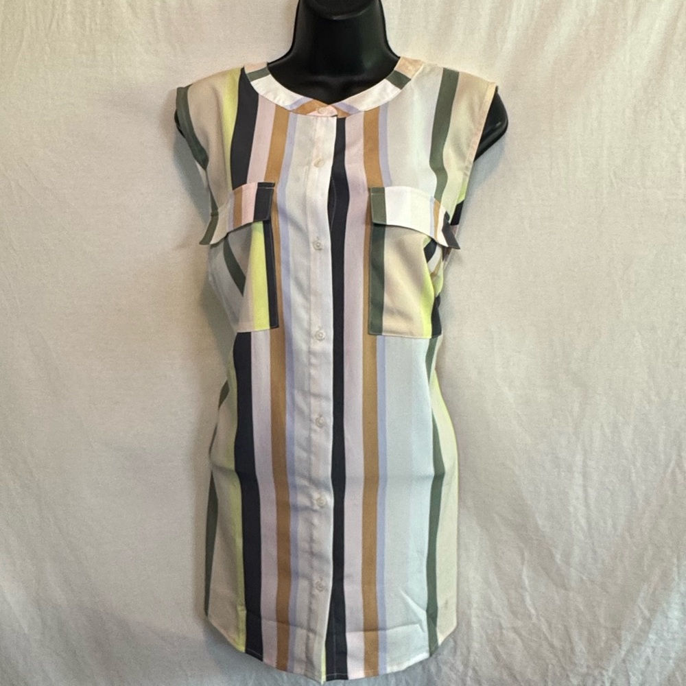 G-29 Evri PLUS SIZE 1X Multicolor Stripe‎ Sleeveless Button Down Summer Blouse